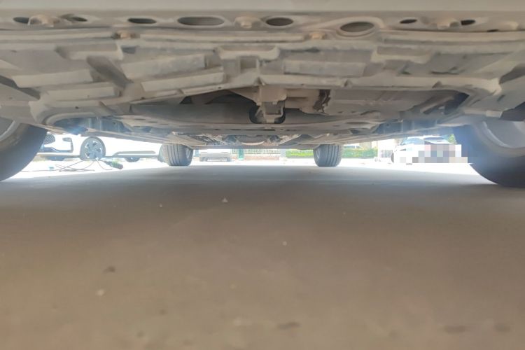 Used Dongfeng Aeolus A60 2014 1.6L Automatic Luxury Model Chassis Front