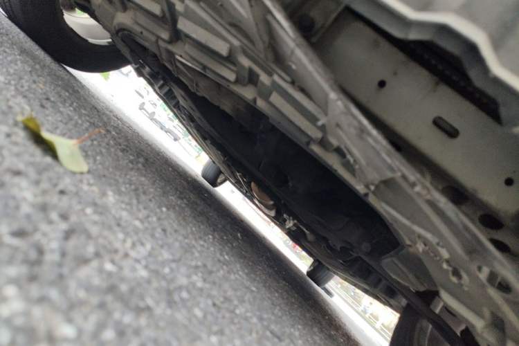 Used Dongfeng Aeolus A60 2014 1.6L Manual Smart-Drive Elite Version Chassis Front