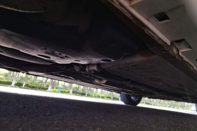 Used Dongfeng Aeolus A60 2014 1.6L Manual Luxury Model Chassis Rear Right