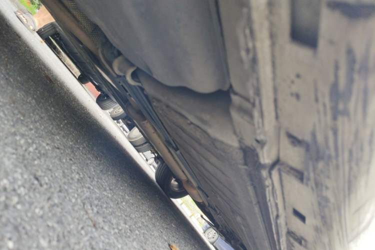 Used Dongfeng Aeolus A60 2014 1.6L Manual Smart-Drive Elite Version Chassis Rear Right