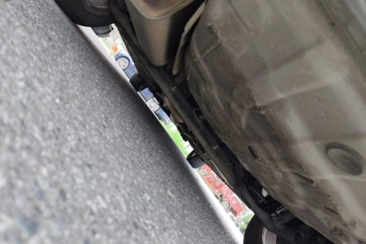 Used Dongfeng Aeolus A60 2014 1.6L Manual Smart-Drive Elite Version Chassis Rear