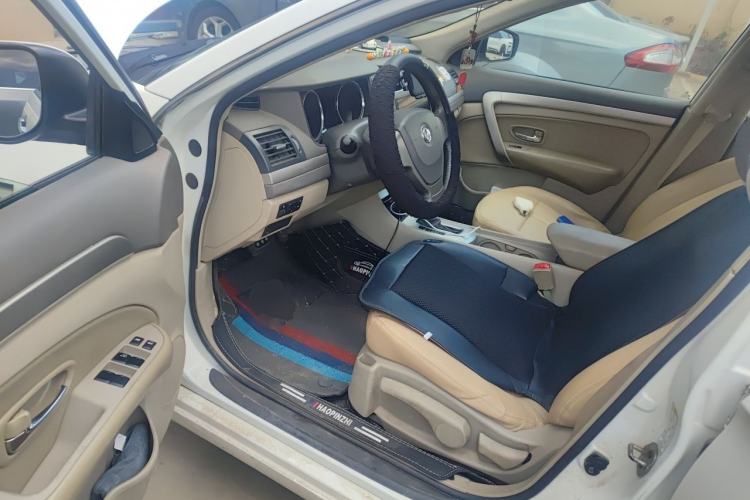 Used Dongfeng Aeolus A60 2014 1.6L Automatic Luxury Model Driver Seat