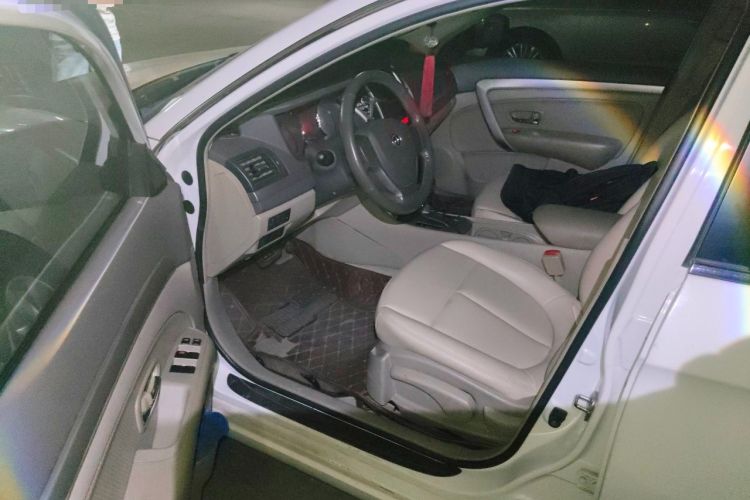 Used Dongfeng Aeolus A60 2014 1.6L Automatic Luxury Model Driver Seat