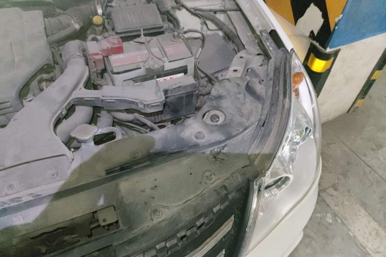Used Dongfeng Aeolus A60 2014 1.6L Automatic Luxury Model Engine Bay Left