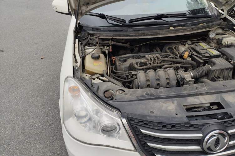 Used Dongfeng Aeolus A60 2014 1.6L Manual Smart-Drive Elite Version Engine Bay Right
