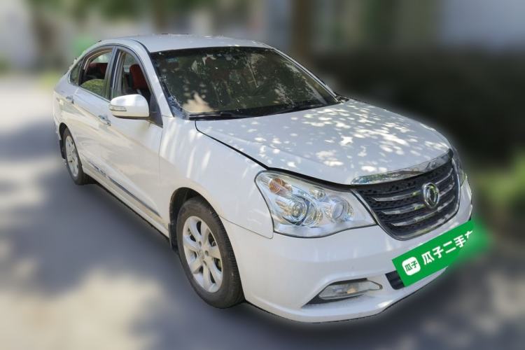 Used Dongfeng Aeolus A60 2014 1.6L Automatic Luxury Model Exterior 2