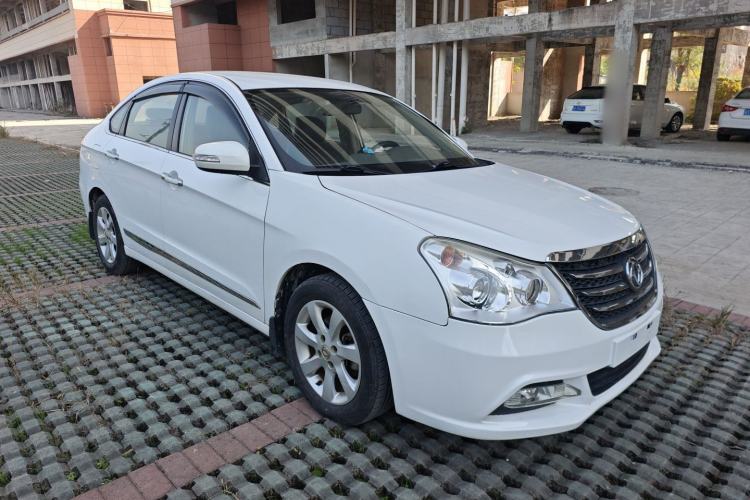 Used Dongfeng Aeolus A60 2014 1.6L Automatic Luxury Model Exterior 4