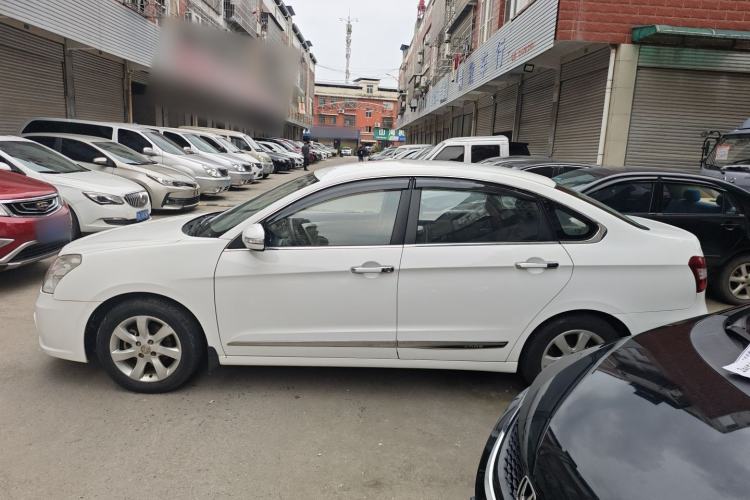Used Dongfeng Aeolus A60 2014 1.6L Automatic Luxury Model Exterior 5