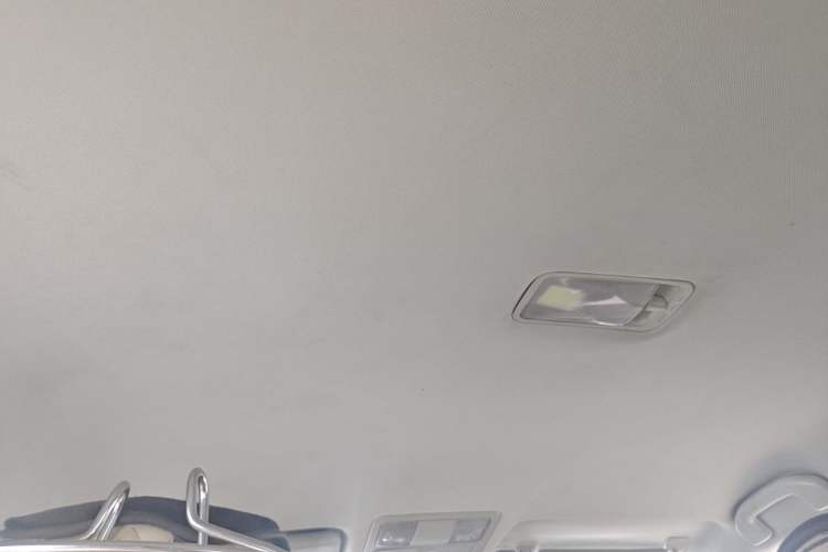 Used Dongfeng Aeolus A60 2014 1.6L Manual Luxury Model Headliner