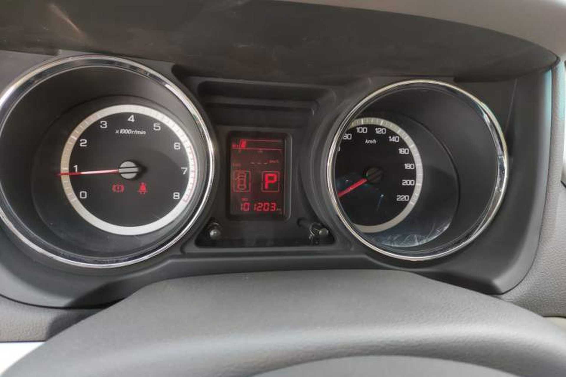 Used Dongfeng Aeolus A60 2014 1.6L Automatic Luxury Model Instrument Cluster