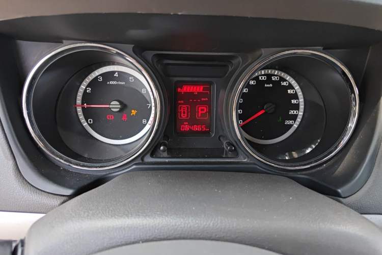 Used Dongfeng Aeolus A60 2014 1.6L Automatic Luxury Model Instrument Cluster