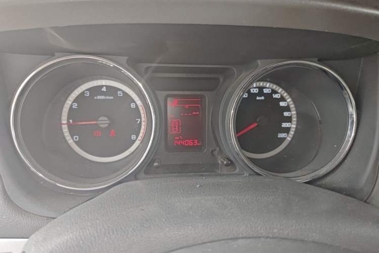 Used Dongfeng Aeolus A60 2014 1.6L Manual Luxury Model Instrument Cluster