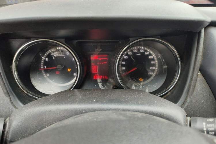 Used Dongfeng Aeolus A60 2014 1.6L Manual Smart-Drive Elite Version Instrument Cluster