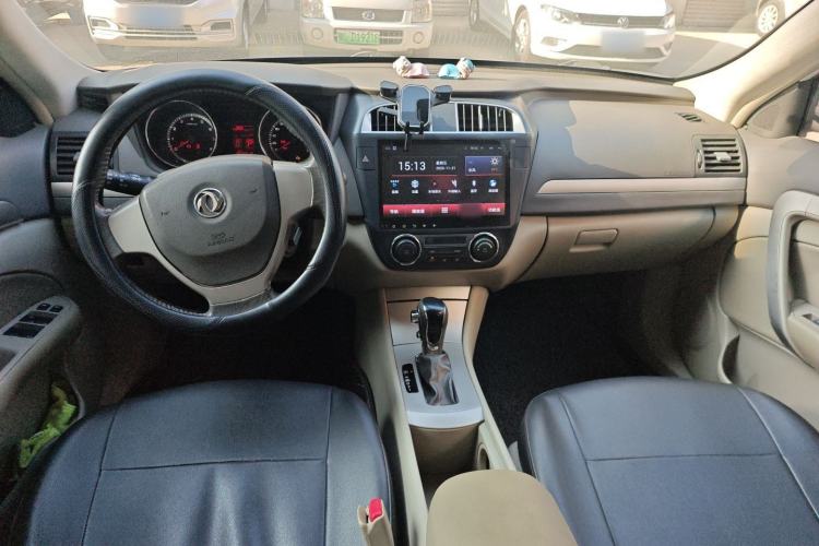 Used Dongfeng Aeolus A60 2014 1.6L Automatic Luxury Model Interior 2