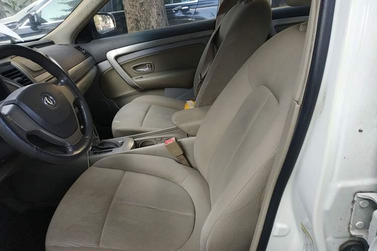 Used Dongfeng Aeolus A60 2014 1.6L Automatic Luxury Model Left Front Seat