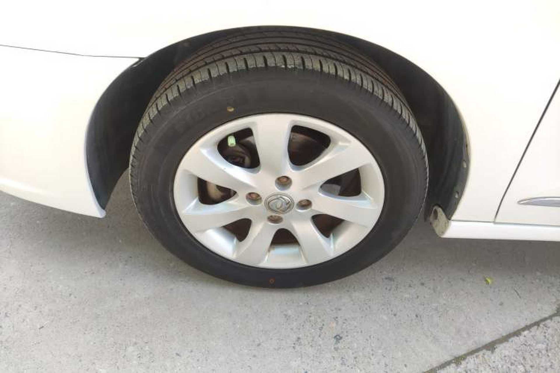Used Dongfeng Aeolus A60 2014 1.6L Automatic Luxury Model Left Front Wheel Hub