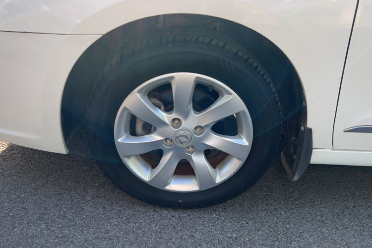 Used Dongfeng Aeolus A60 2014 1.5L Manual Elite Model Left Front Wheel Hub
