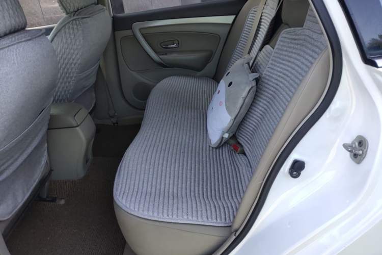 Used Dongfeng Aeolus A60 2014 1.6L Manual Luxury Model Left Rear Seat