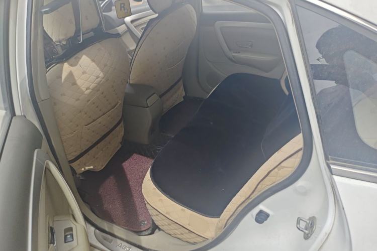 Used Dongfeng Aeolus A60 2014 1.6L Manual Luxury Model Left Rear Seat