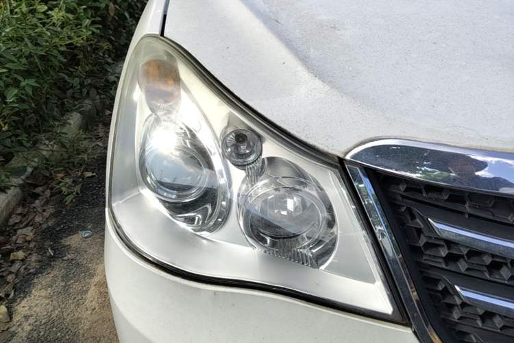 Used Dongfeng Aeolus A60 2014 1.6L Manual Luxury Model Right Front Headlight