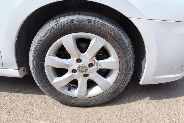 Used Dongfeng Aeolus A60 2014 1.6L Automatic Prestige Model Right Front Wheel Hub