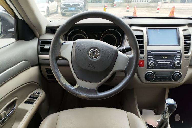 Used Dongfeng Aeolus A60 2014 1.6L Manual Luxury Model Steering Wheel