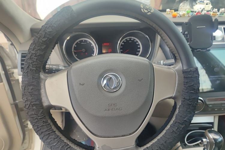 Used Dongfeng Aeolus A60 2014 1.6L Automatic Luxury Model Steering Wheel