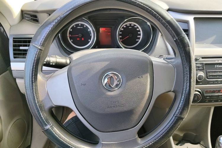 Used Dongfeng Aeolus A60 2014 1.6L Manual Luxury Model Steering Wheel