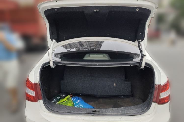 Used Dongfeng Aeolus A60 2014 1.6L Manual Smart-Drive Elite Version Trunk