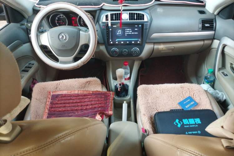 Used Dongfeng Aeolus A60 2014 1.5L Manual Elite Model Audio And AC Panel