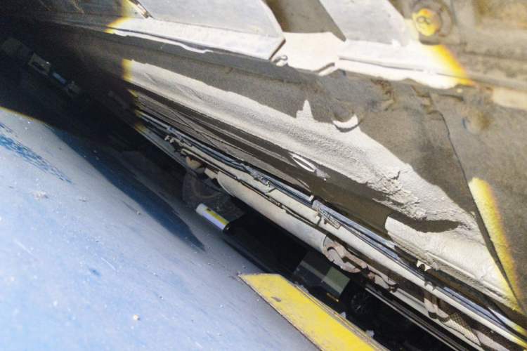 Used Dongfeng Aeolus A60 2014 1.6L Automatic Prestige Model Chassis Front Right