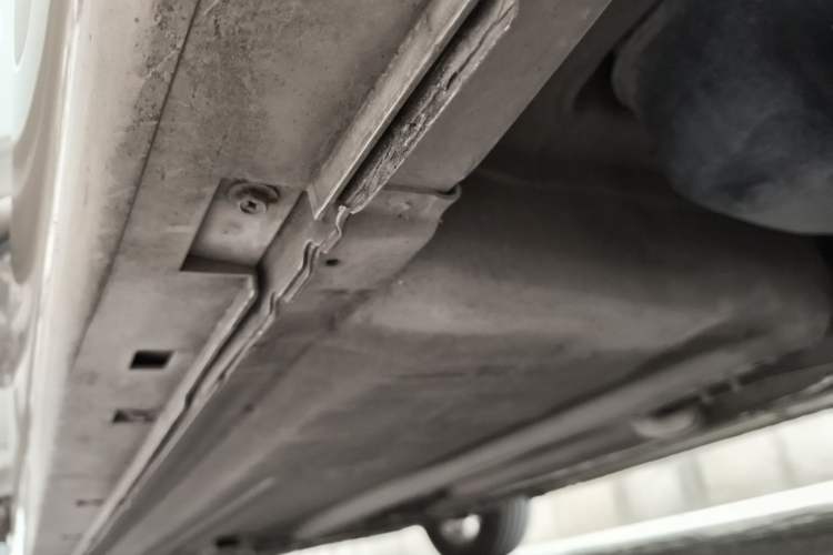 Used Dongfeng Aeolus A60 2014 1.5L Manual Elite Model Chassis Rear Left