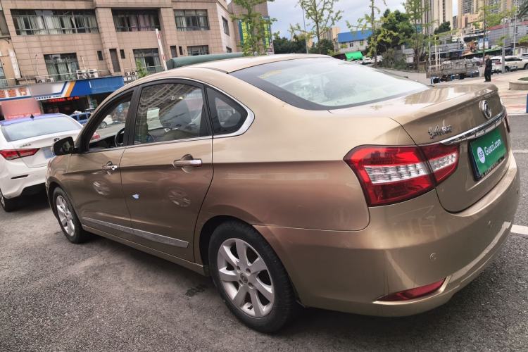 Used Dongfeng Aeolus A60 2014 1.6L Automatic Prestige Model Exterior 5