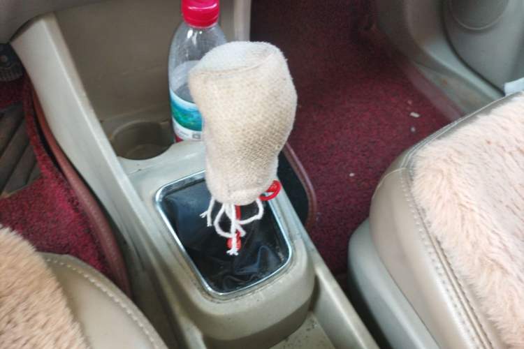 Used Dongfeng Aeolus A60 2014 1.5L Manual Elite Model Gear Lever