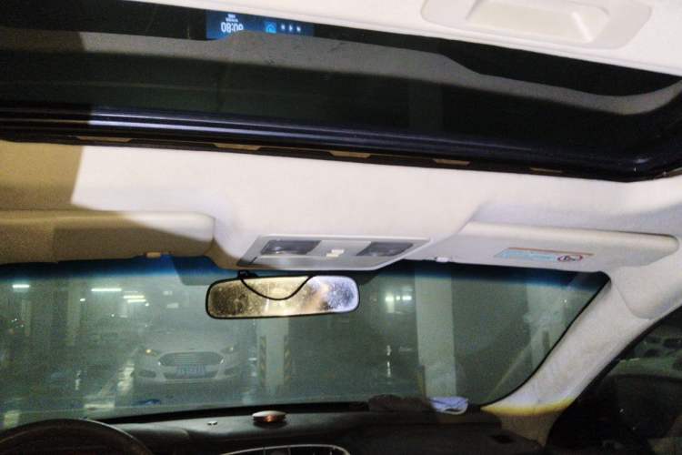 Used Dongfeng Aeolus A60 2014 1.6L Automatic Prestige Model Headliner