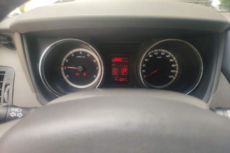 Used Dongfeng Aeolus A60 2014 1.6L Automatic Prestige Model Instrument Cluster
