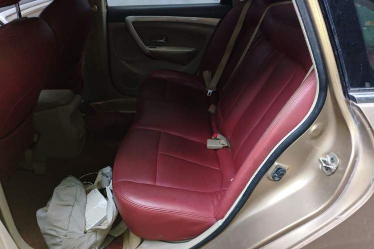 Used Dongfeng Aeolus A60 2014 1.6L Automatic Luxury Model Left Rear Seat