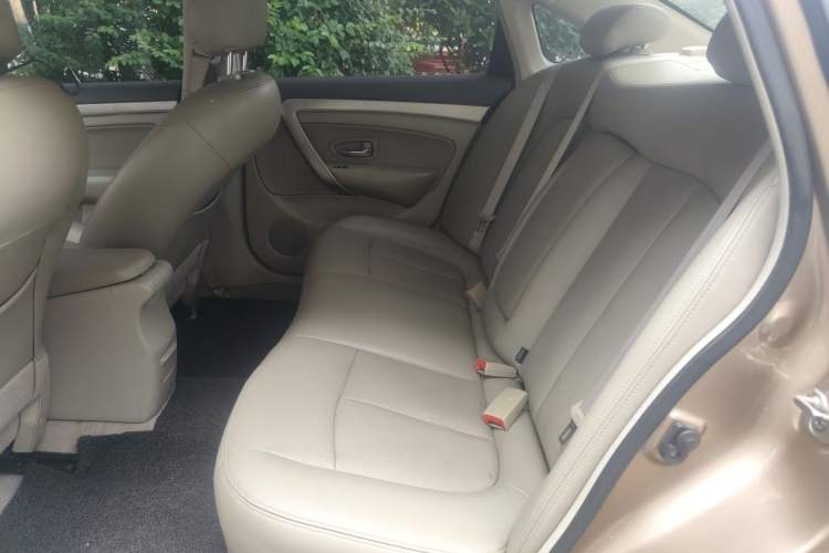 Used Dongfeng Aeolus A60 2014 1.6L Automatic Prestige Model Left Rear Seat
