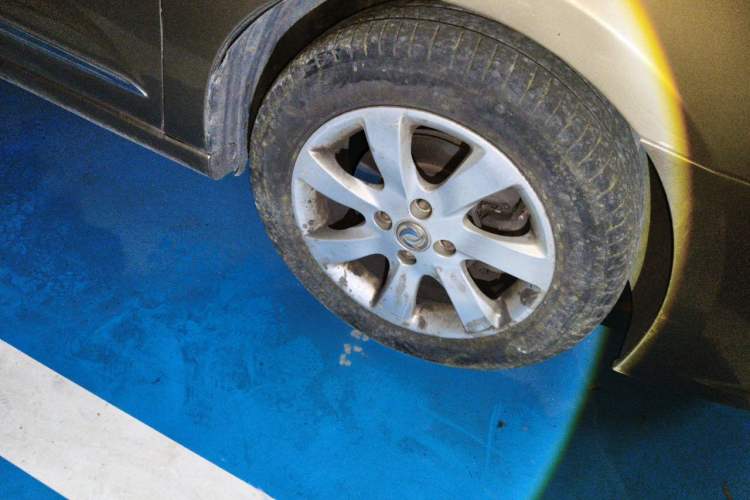 Used Dongfeng Aeolus A60 2014 1.6L Automatic Prestige Model Right Front Wheel Hub