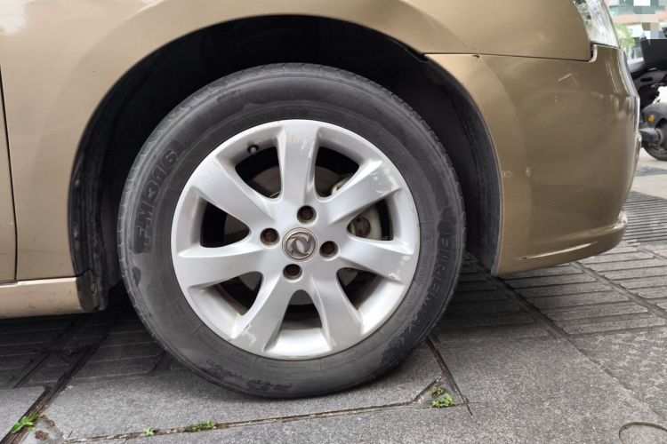 Used Dongfeng Aeolus A60 2014 1.5L Manual Elite Model Right Front Wheel Hub
