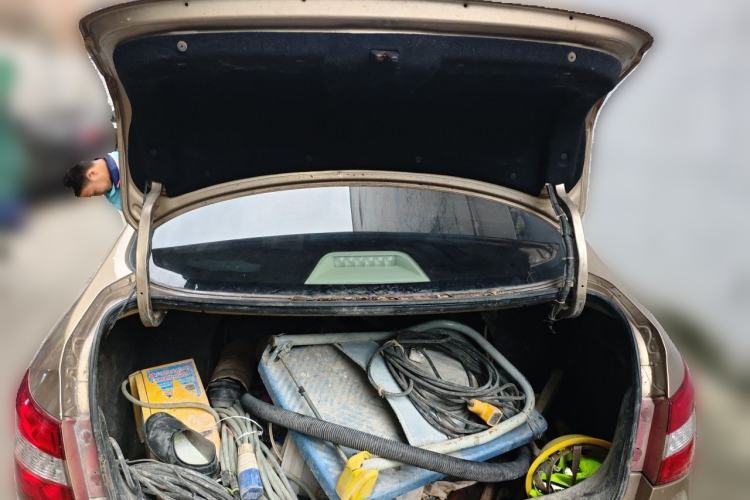 Used Dongfeng Aeolus A60 2014 1.6L Automatic Luxury Model Trunk