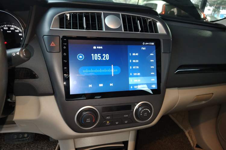 Used Dongfeng Aeolus A60 2016 1.6L Automatic Luxury Model Audio And AC Panel