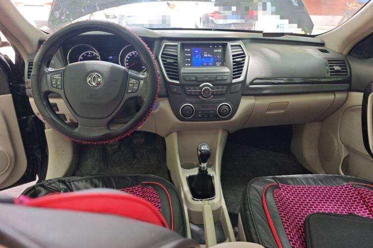 Used Dongfeng Aeolus A60 2016 1.5L Manual Luxury Version Center Console