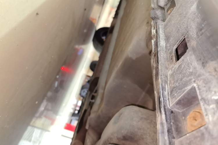 Used Dongfeng Aeolus A60 2016 1.5L Manual Luxury Model Chassis Rear Left
