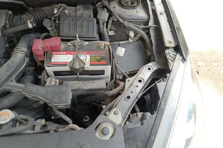 Used Dongfeng Aeolus A60 2016 1.6L Automatic Luxury Model Engine Bay Left