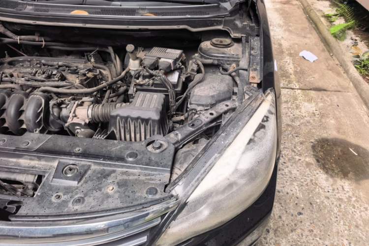 Used Dongfeng Aeolus A60 2016 1.5L Manual Luxury Version Engine Bay Left