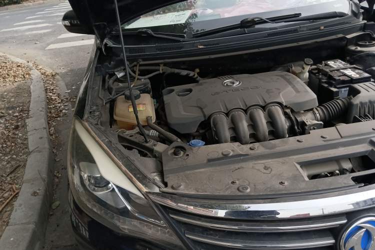 Used Dongfeng Aeolus A60 2016 1.5L Manual Luxury Version Engine Bay Right