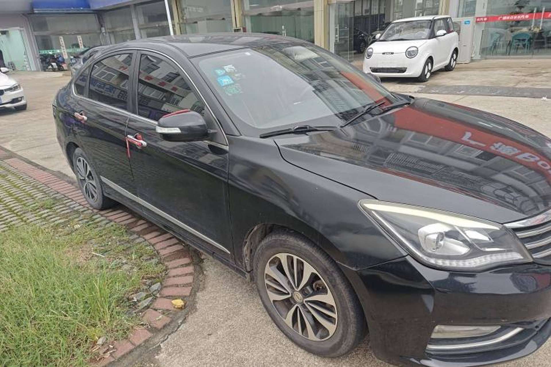 Used Dongfeng Aeolus A60 2016 1.5L Manual Luxury Model Exterior 2