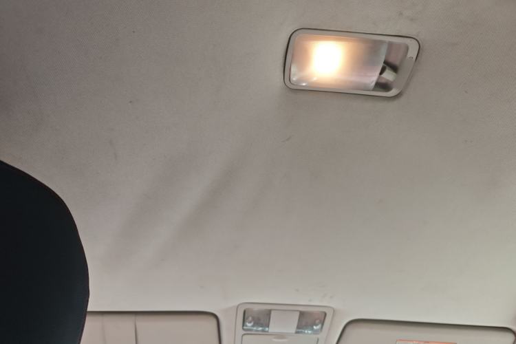 Used Dongfeng Aeolus A60 2016 1.5L Manual Luxury Model Headliner