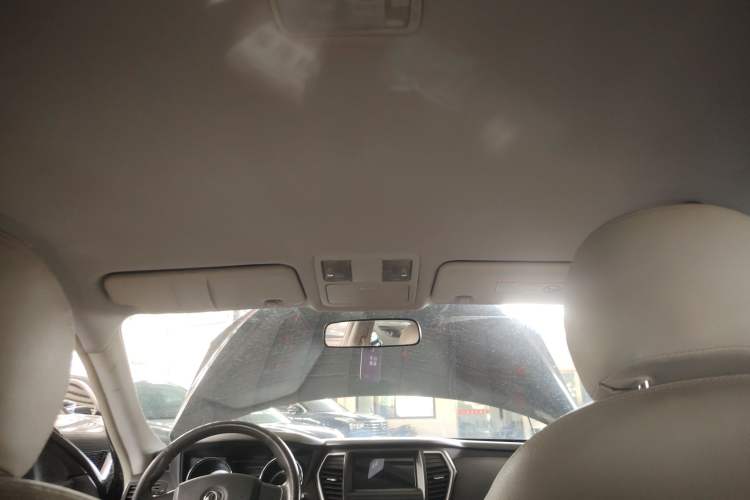 Used Dongfeng Aeolus A60 2016 1.6L Automatic Luxury Model Headliner